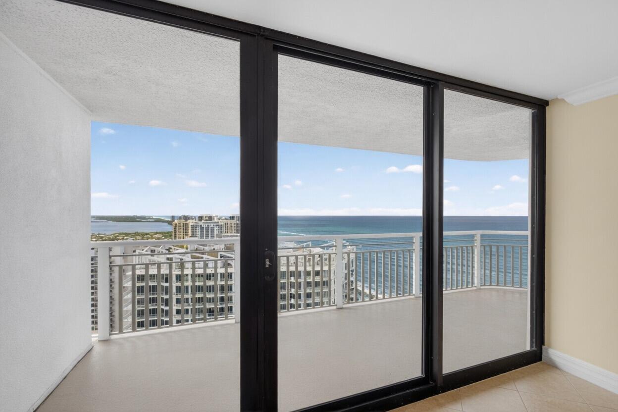 TIARA CONDO - Residential