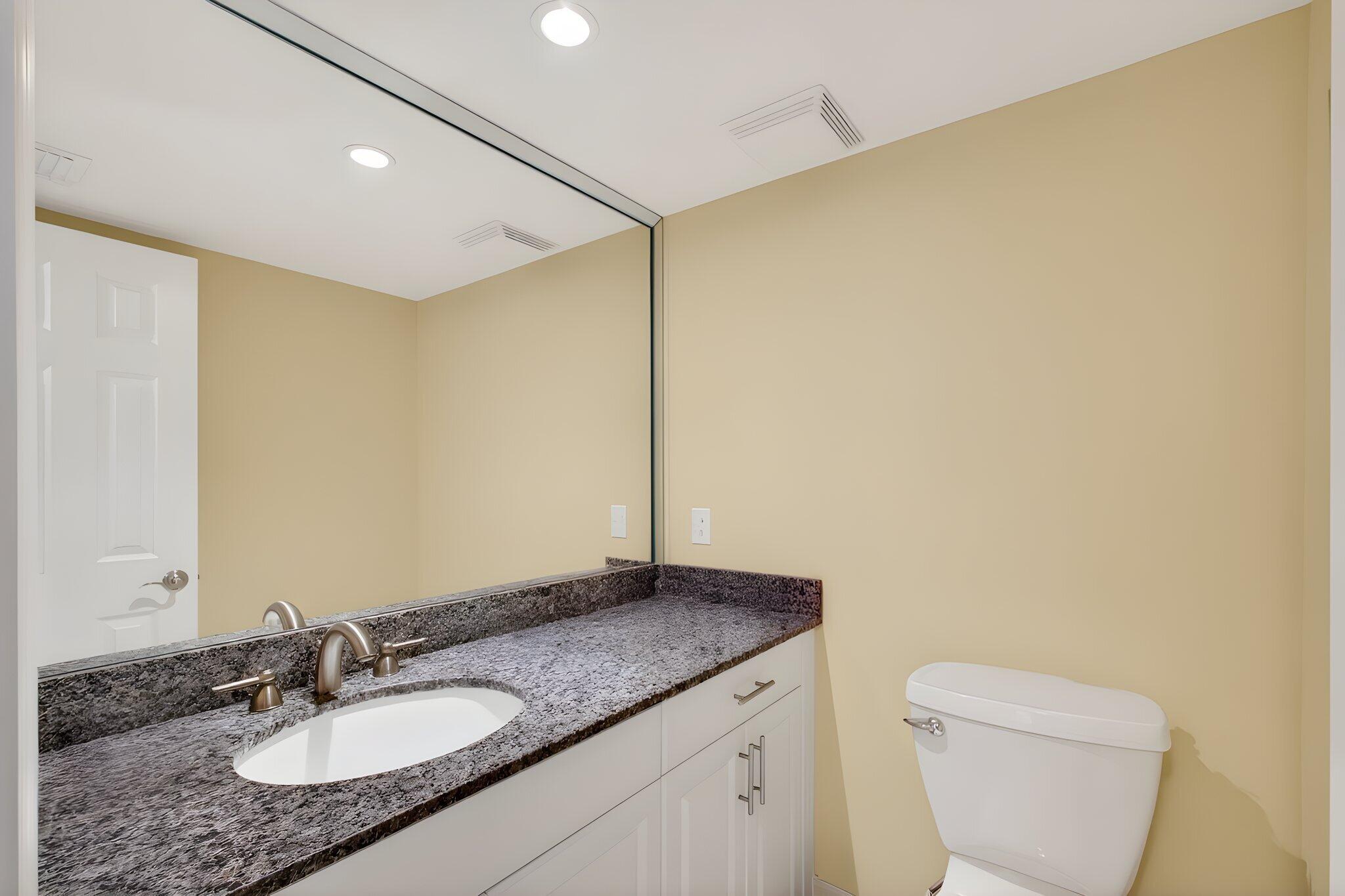 TIARA CONDO - Residential