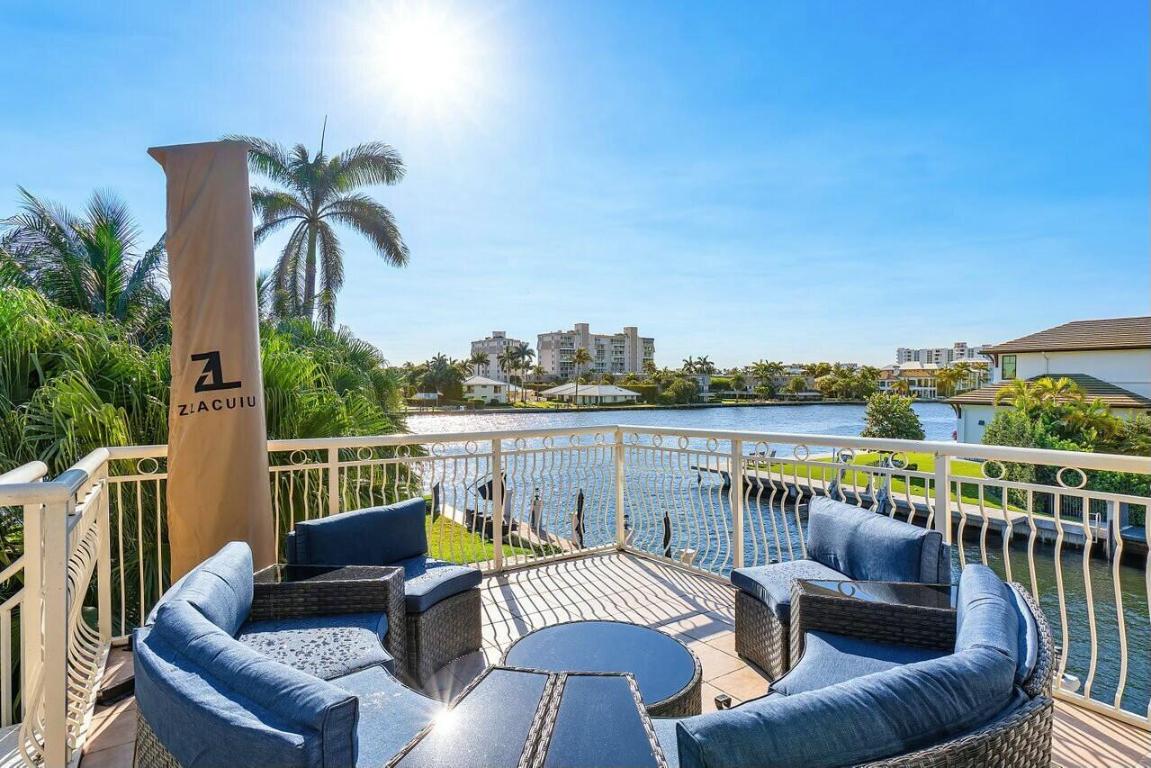 TROPIC ISLE - Residential