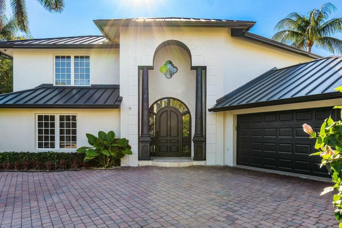 TROPIC ISLE - Residential