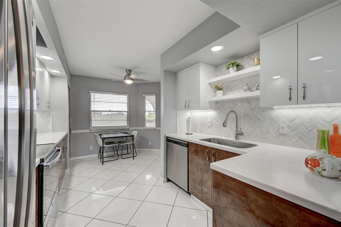 WYNMOOR VILLAGE - Residential