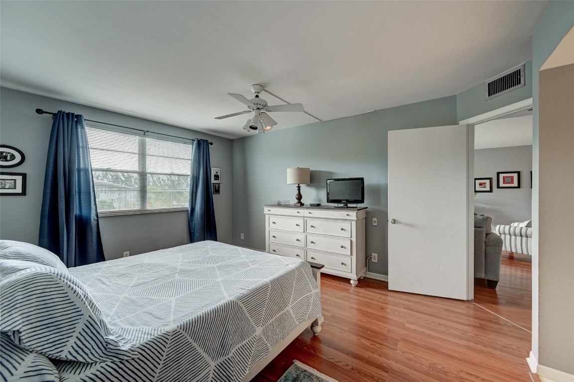 WYNMOOR VILLAGE - Residential