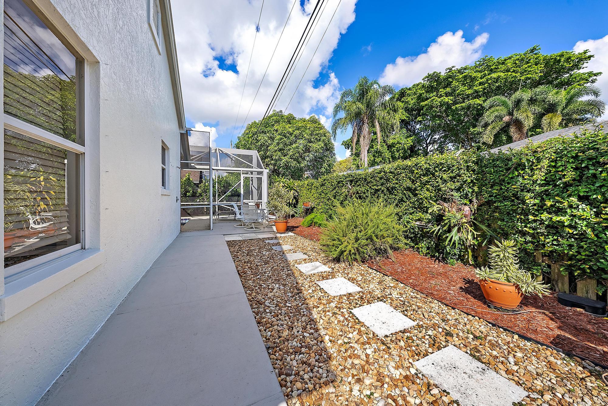 NORTH PALM BEACH HEIGHTS SEC 2B - Residential