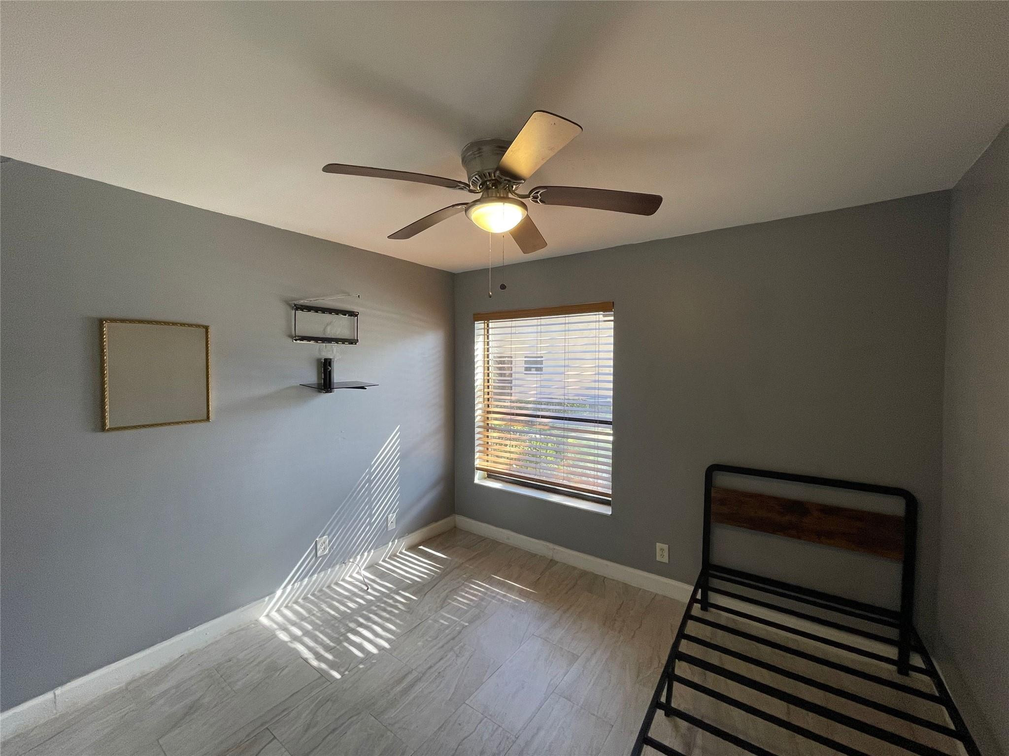 KARANDA VILLAGE V-B CONDO - Residential