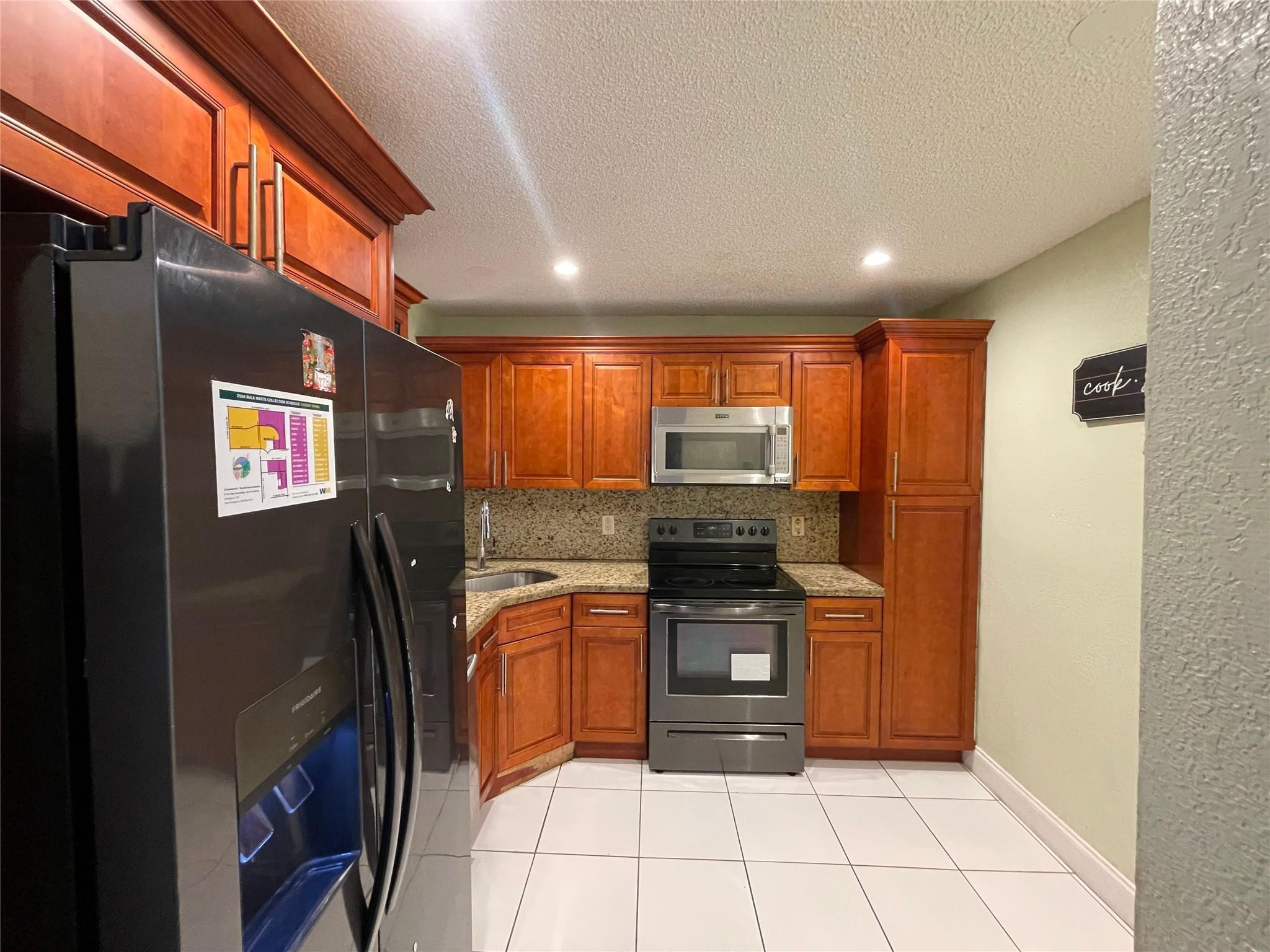 KARANDA VILLAGE V-B CONDO - Residential
