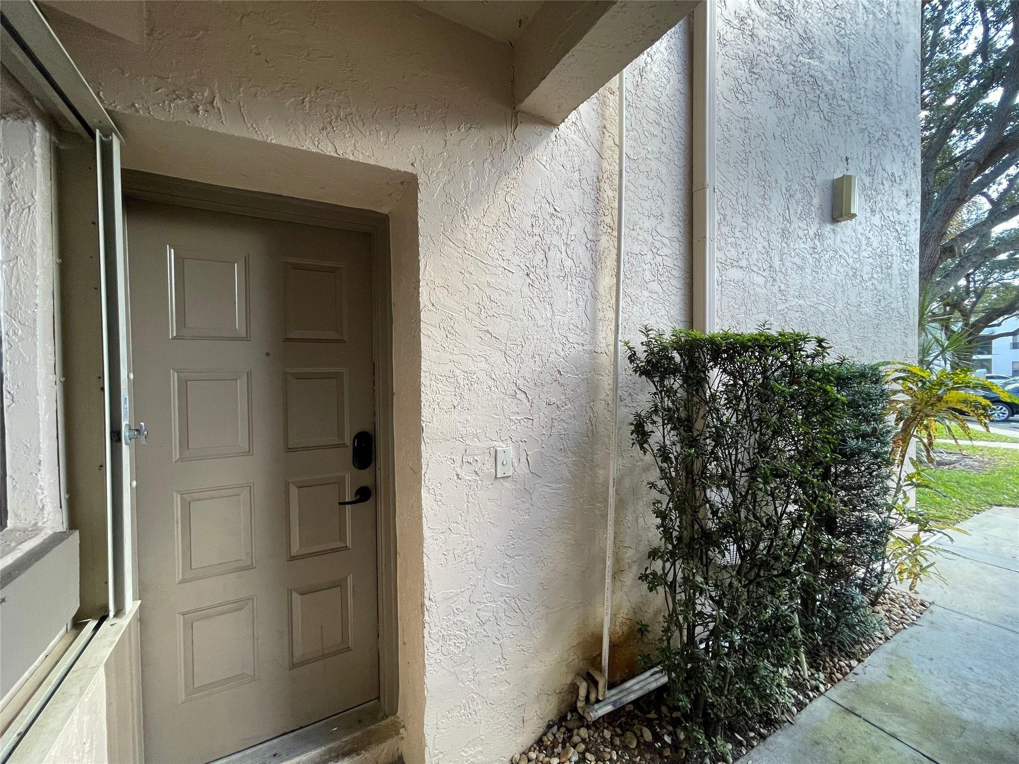 KARANDA VILLAGE V-B CONDO - Residential