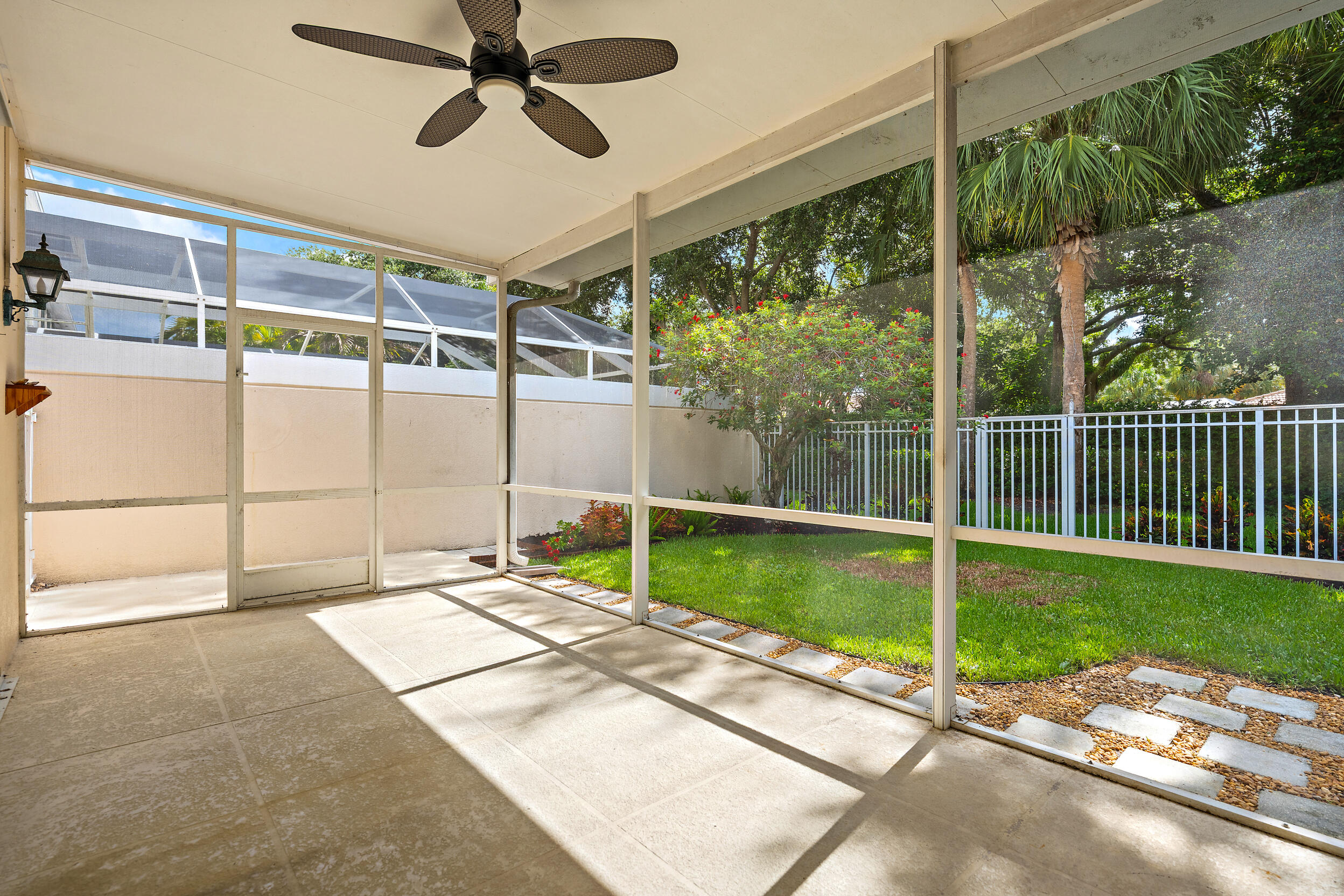 Catalina Lakes - Residential