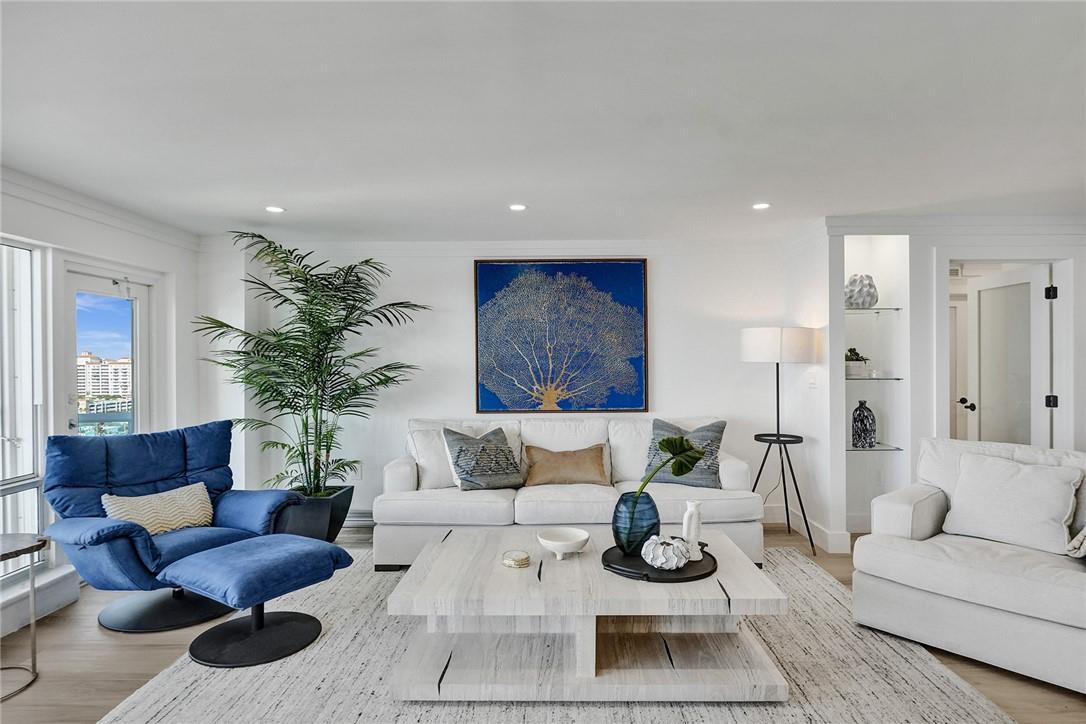 Southpoint Condominium - Residential