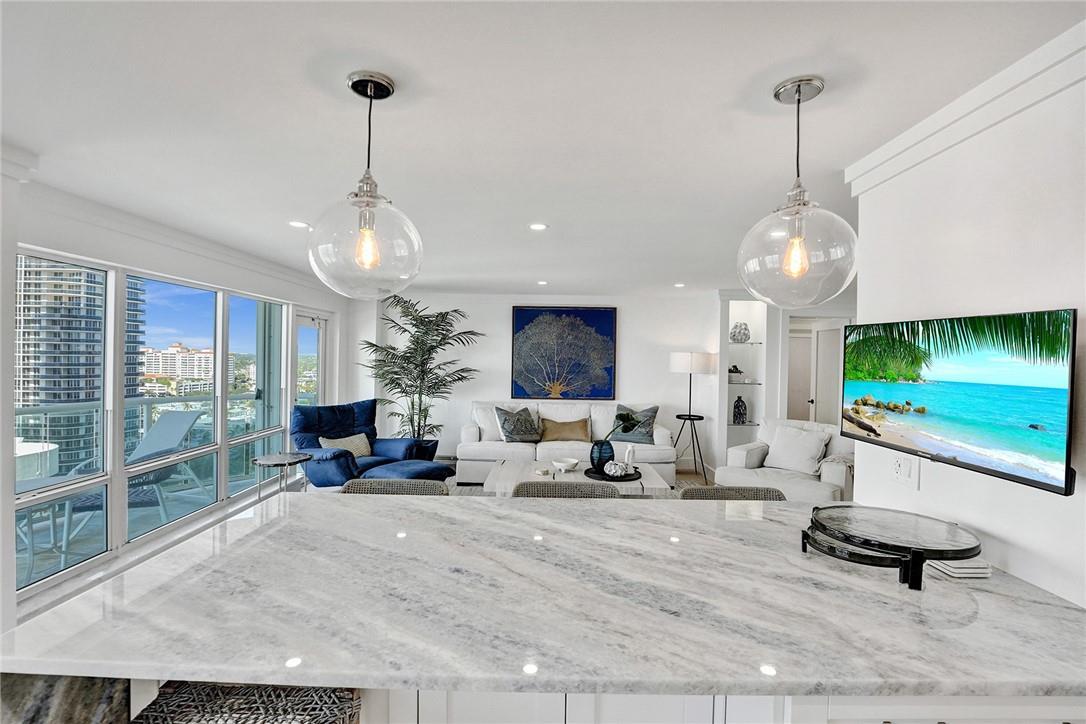 Southpoint Condominium - Residential