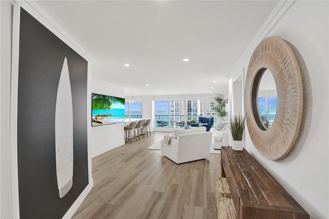 Southpoint Condominium - Residential