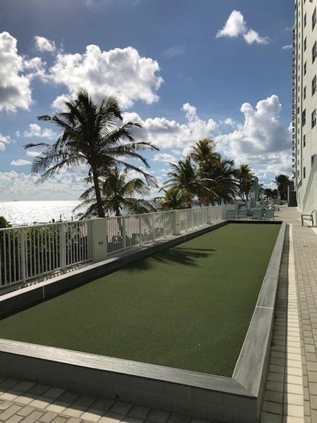 Southpoint Condominium - Residential