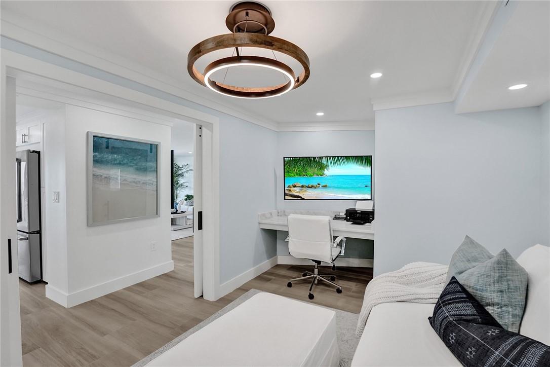Southpoint Condominium - Residential