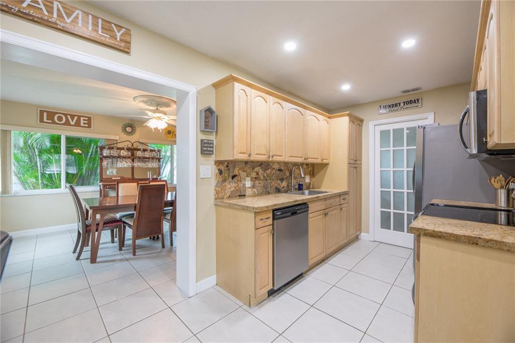 Mainlands Of Tamarac Lake - Residential