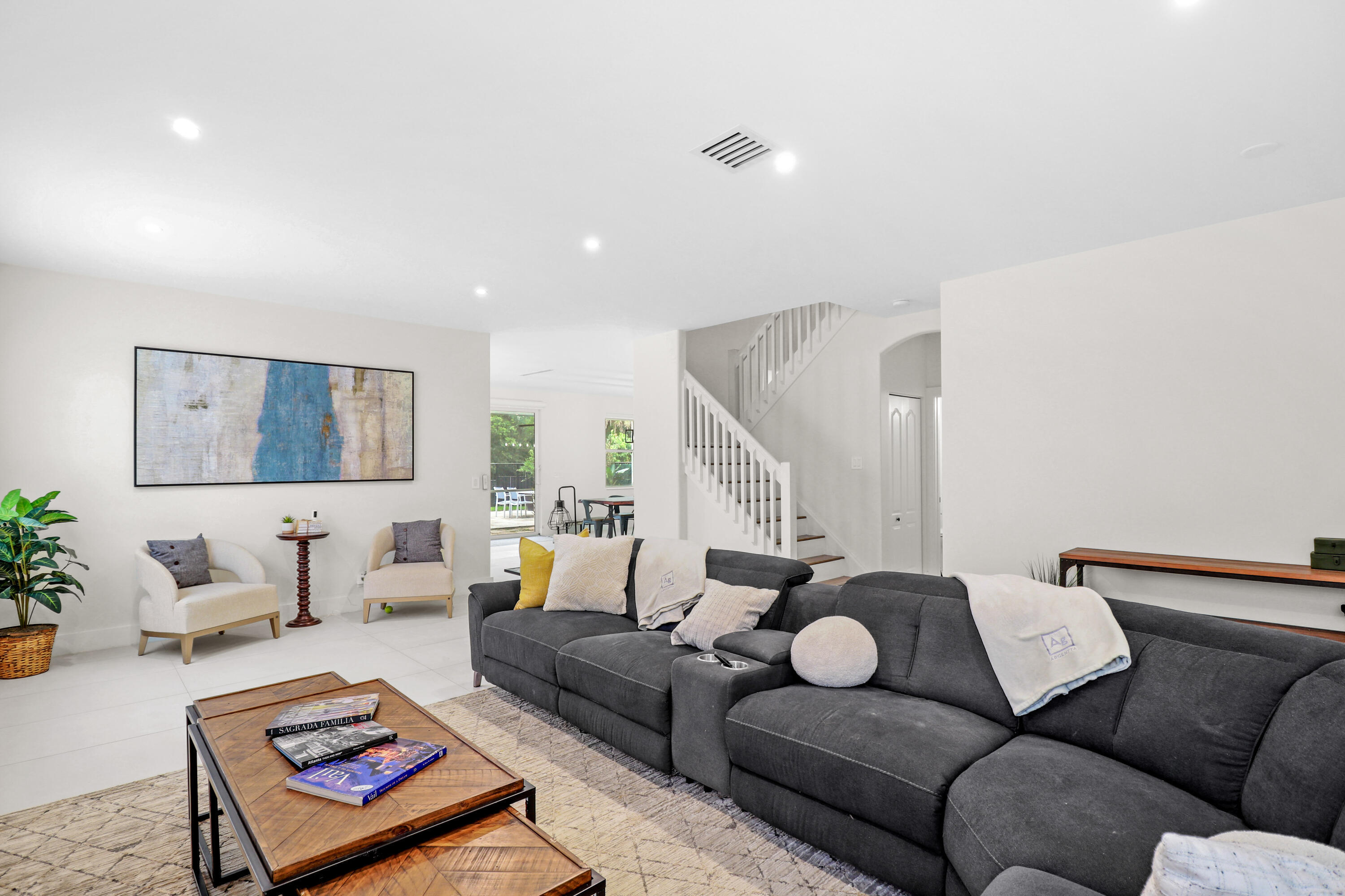 HIGHLANDS RESERVE - Residential Lease
