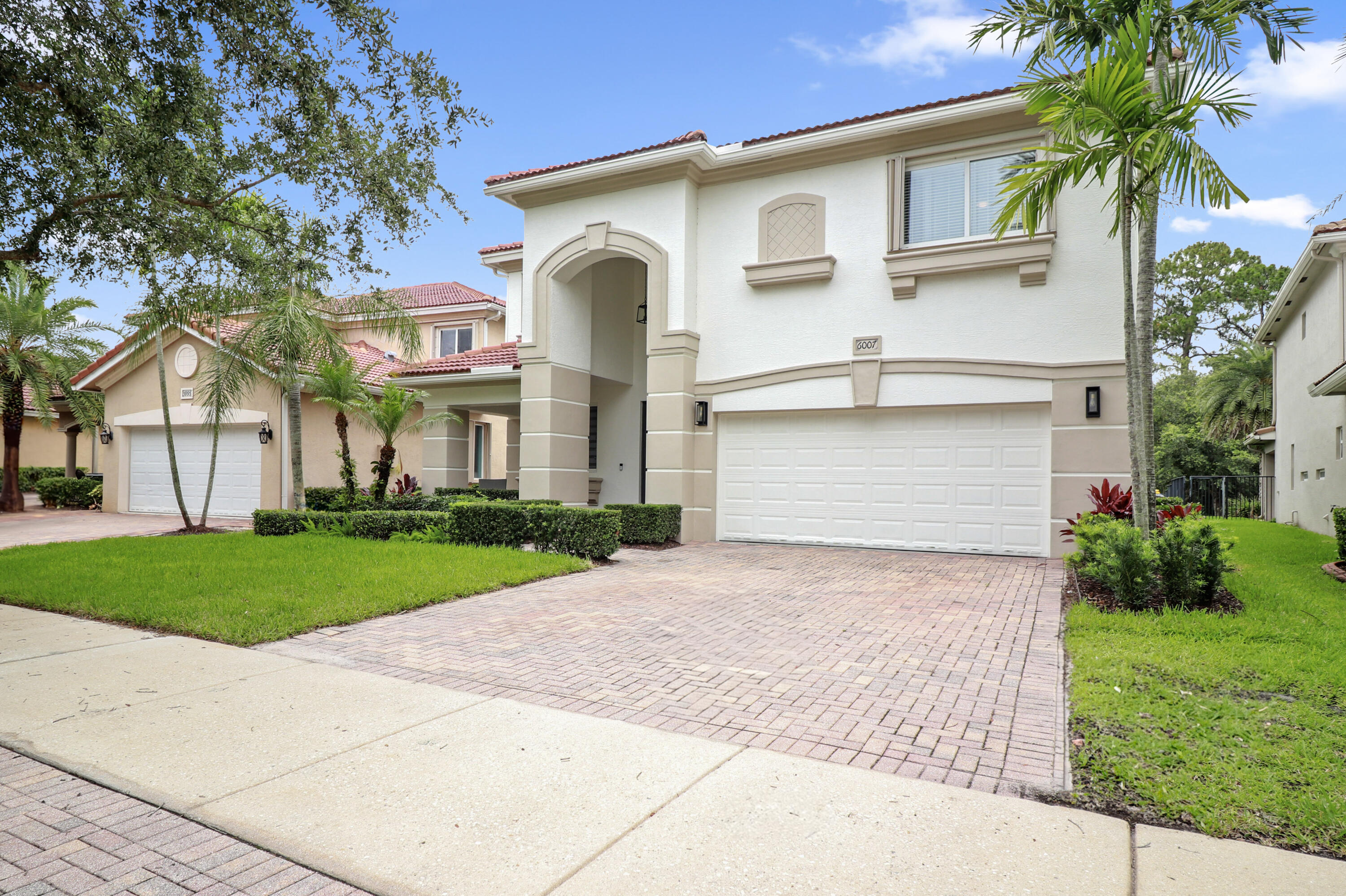 HIGHLANDS RESERVE - Residential Lease