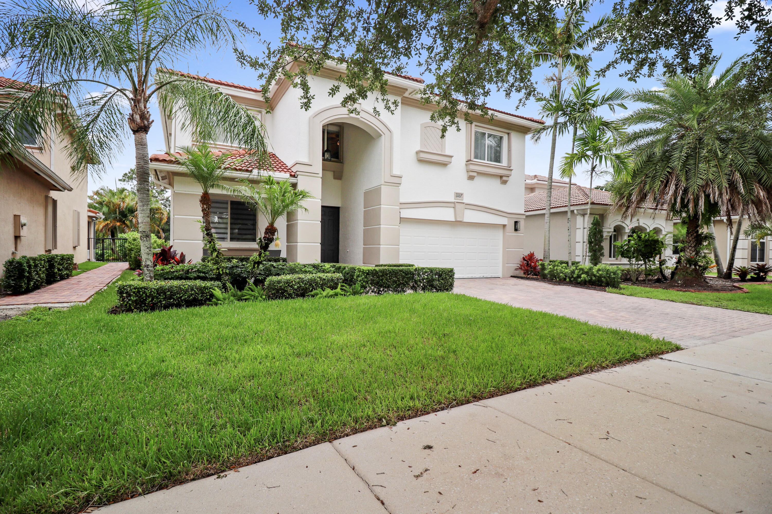 HIGHLANDS RESERVE - Residential Lease