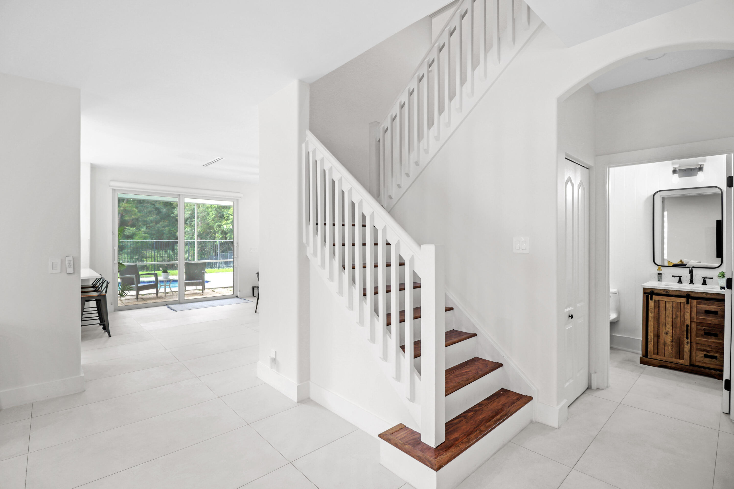 HIGHLANDS RESERVE - Residential Lease