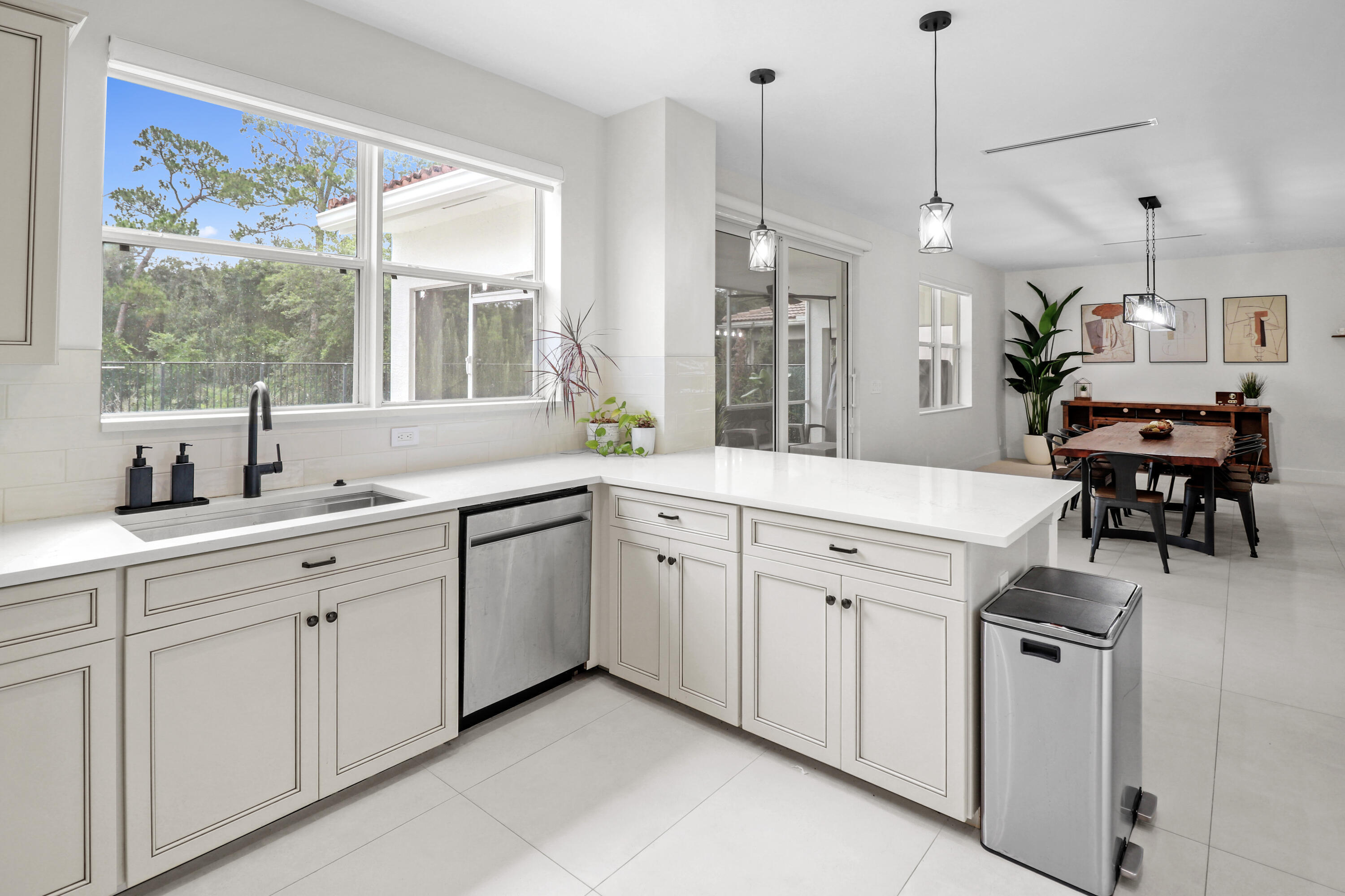 HIGHLANDS RESERVE - Residential Lease