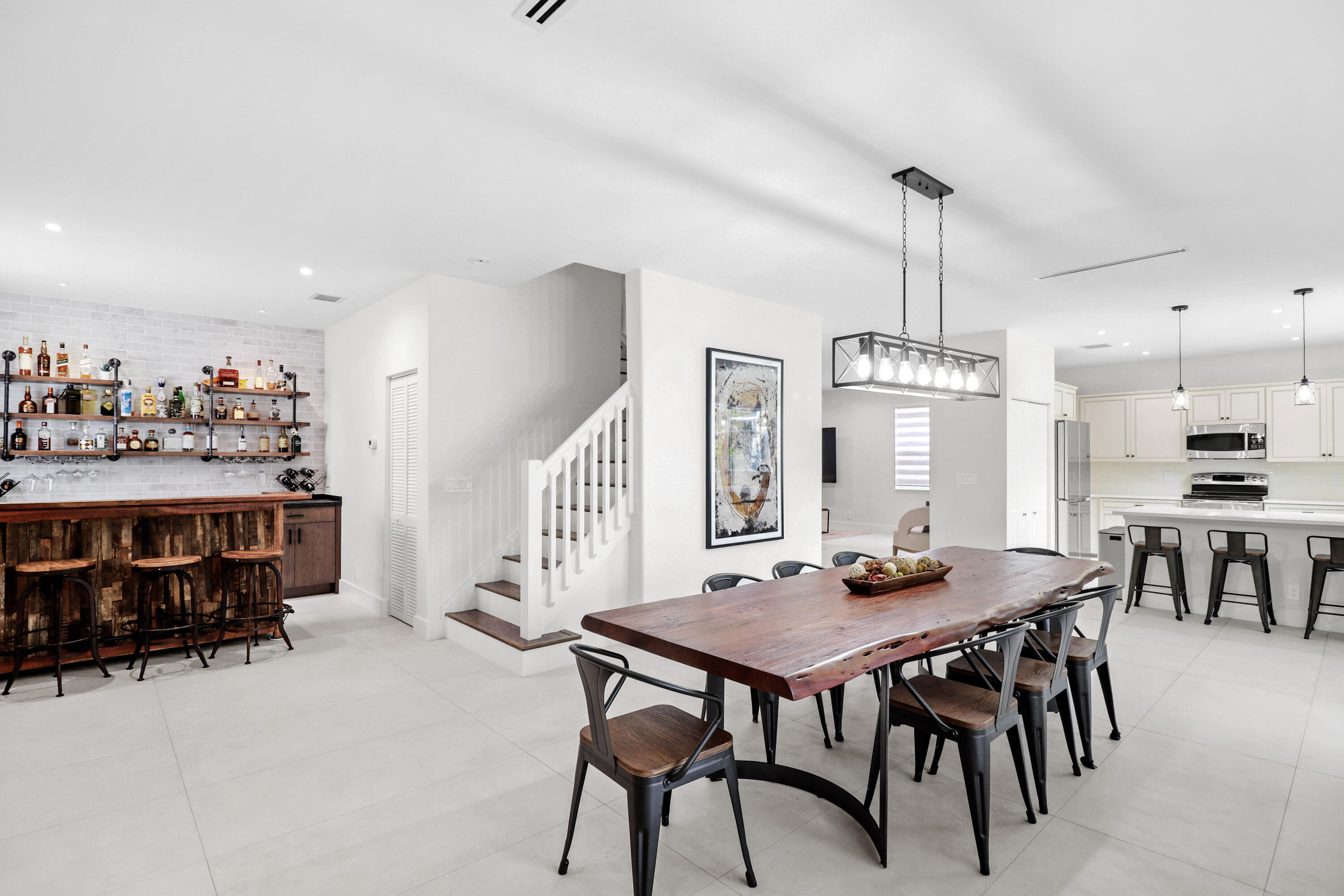 HIGHLANDS RESERVE - Residential Lease