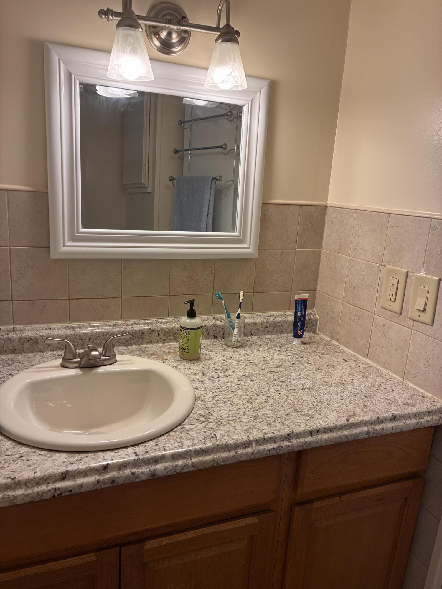 RIDGEWAY - Residential