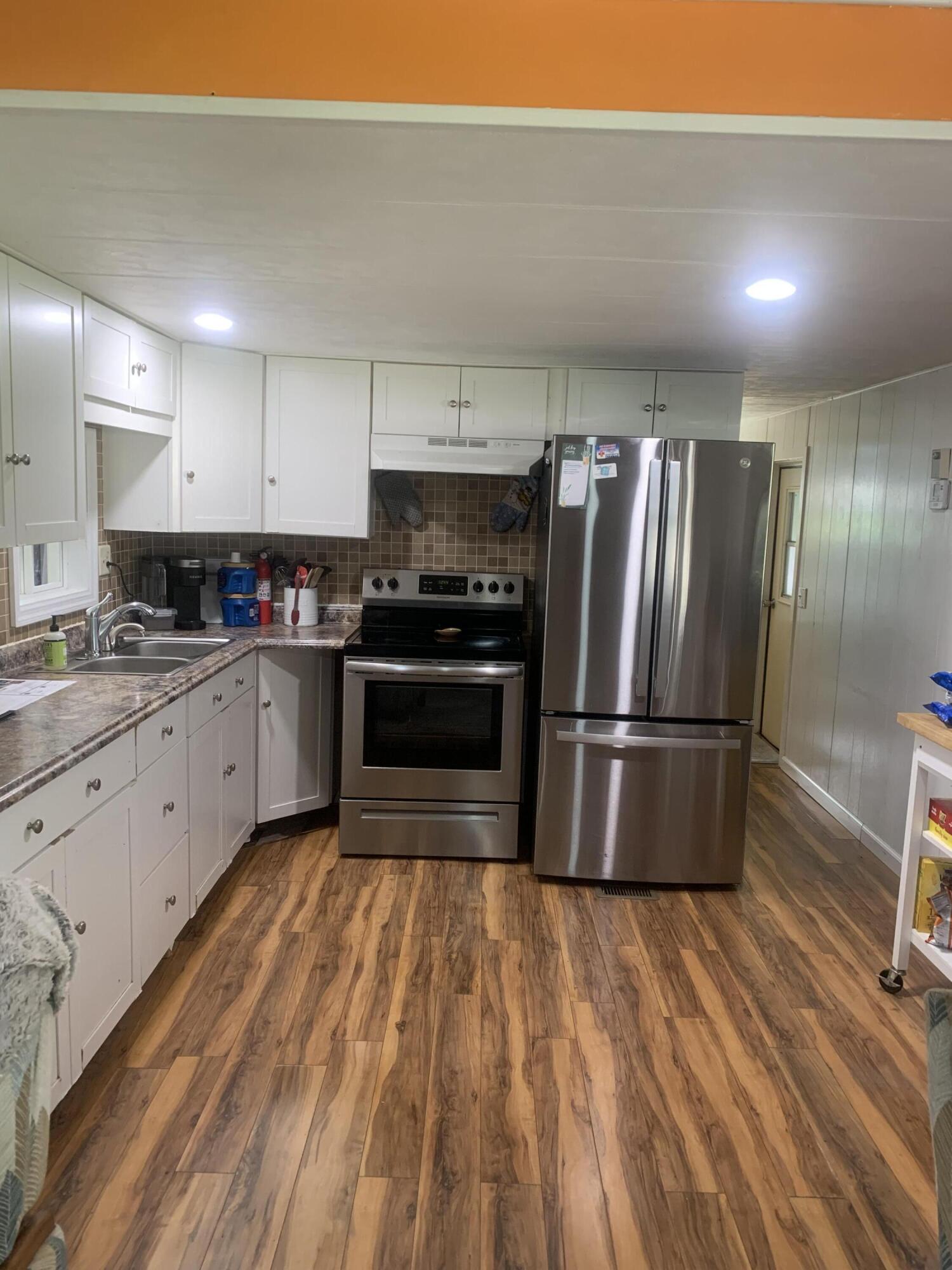 RIDGEWAY - Residential