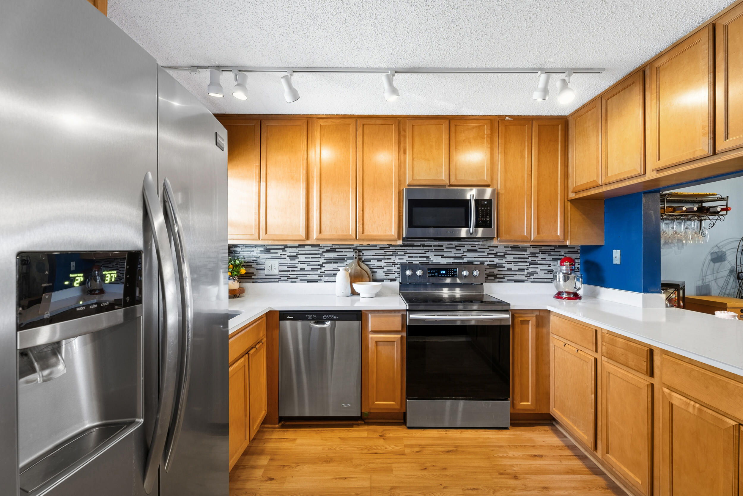 Parkview Condo - Residential
