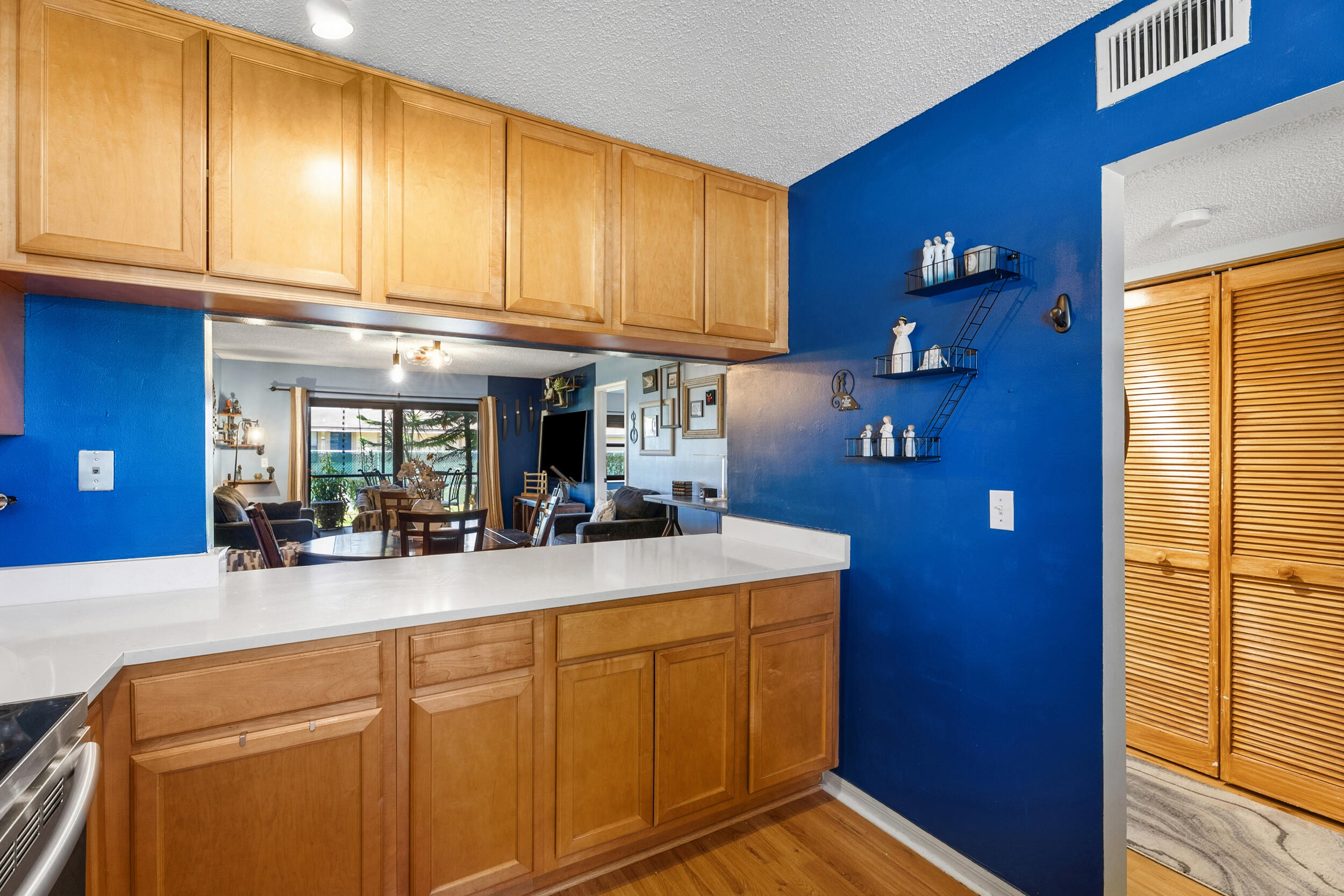 Parkview Condo - Residential