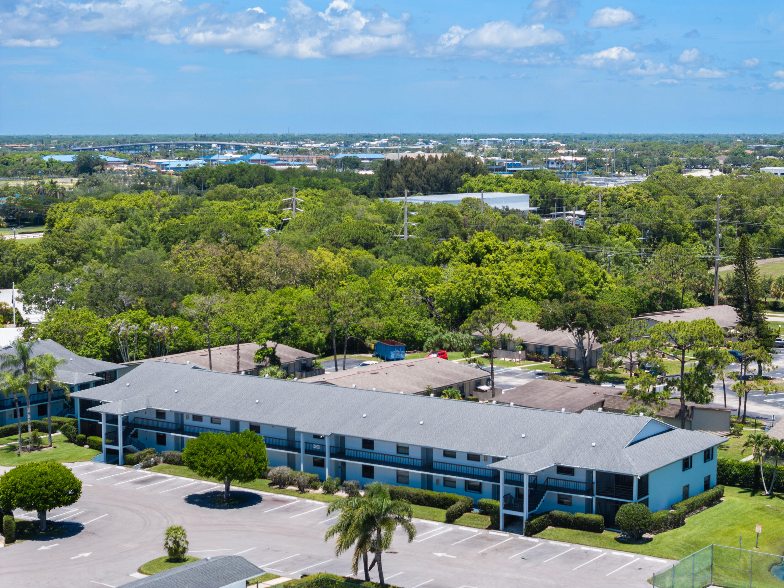 Parkview Condo - Residential