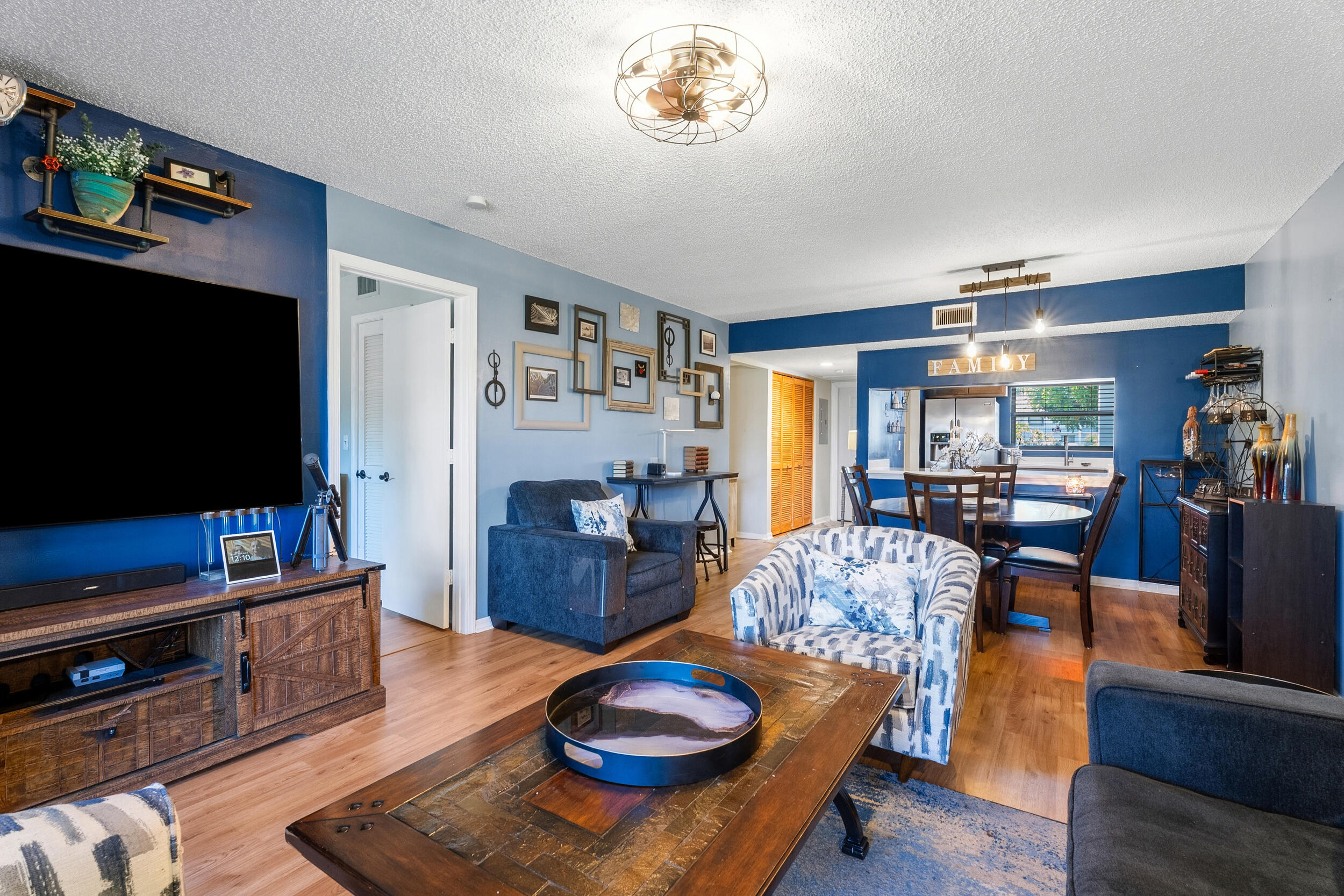 Parkview Condo - Residential