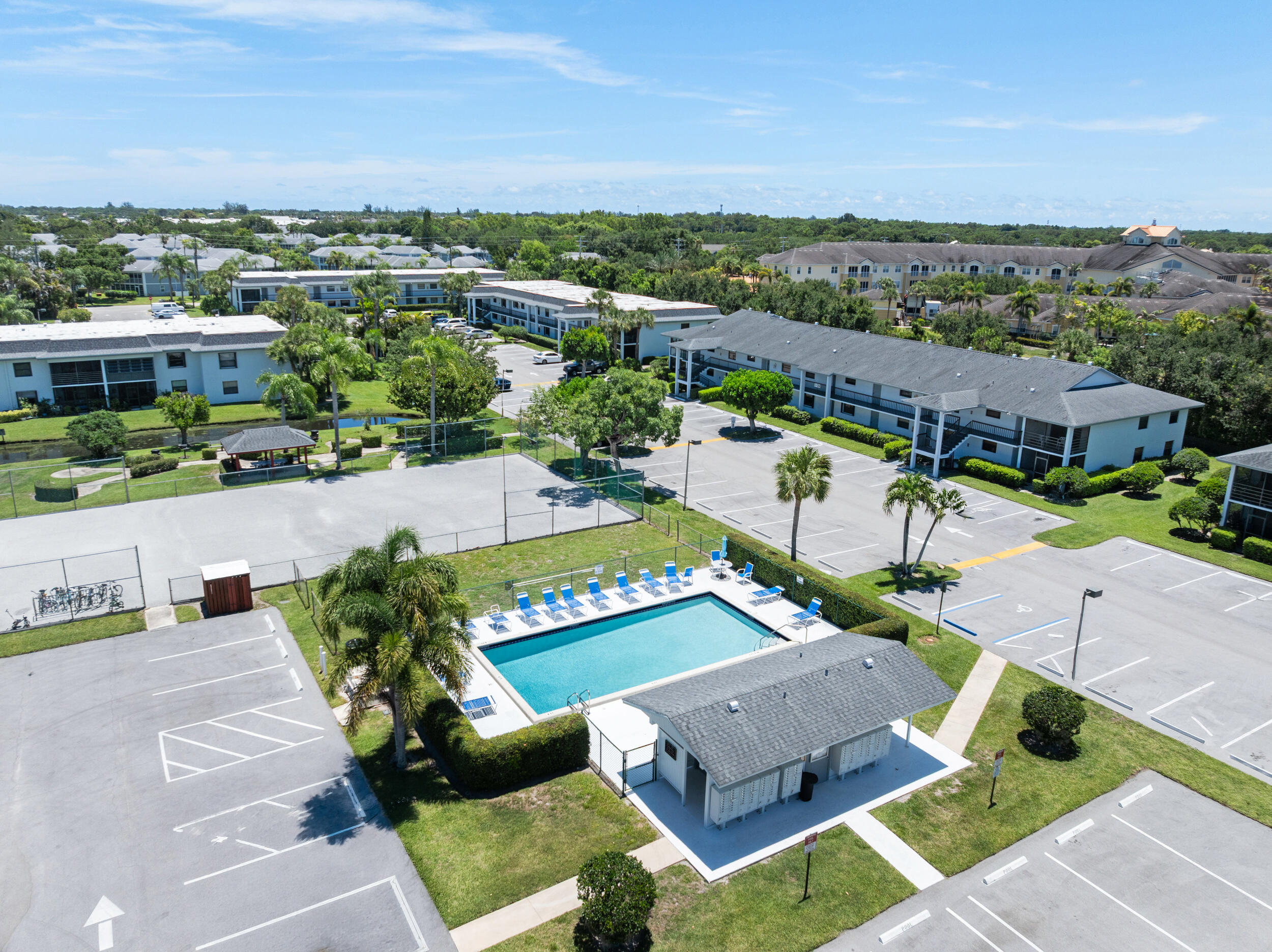Parkview Condo - Residential