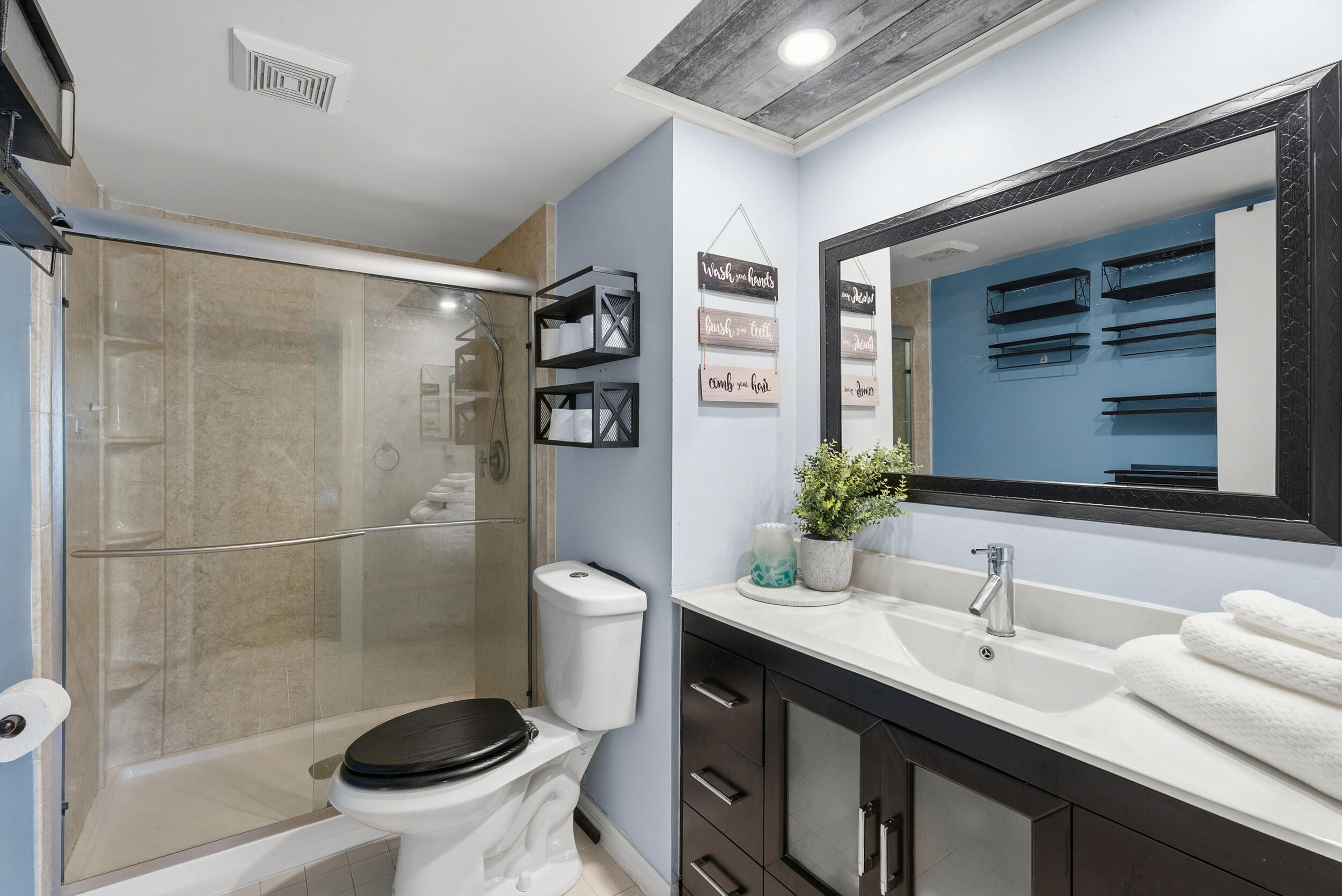Parkview Condo - Residential