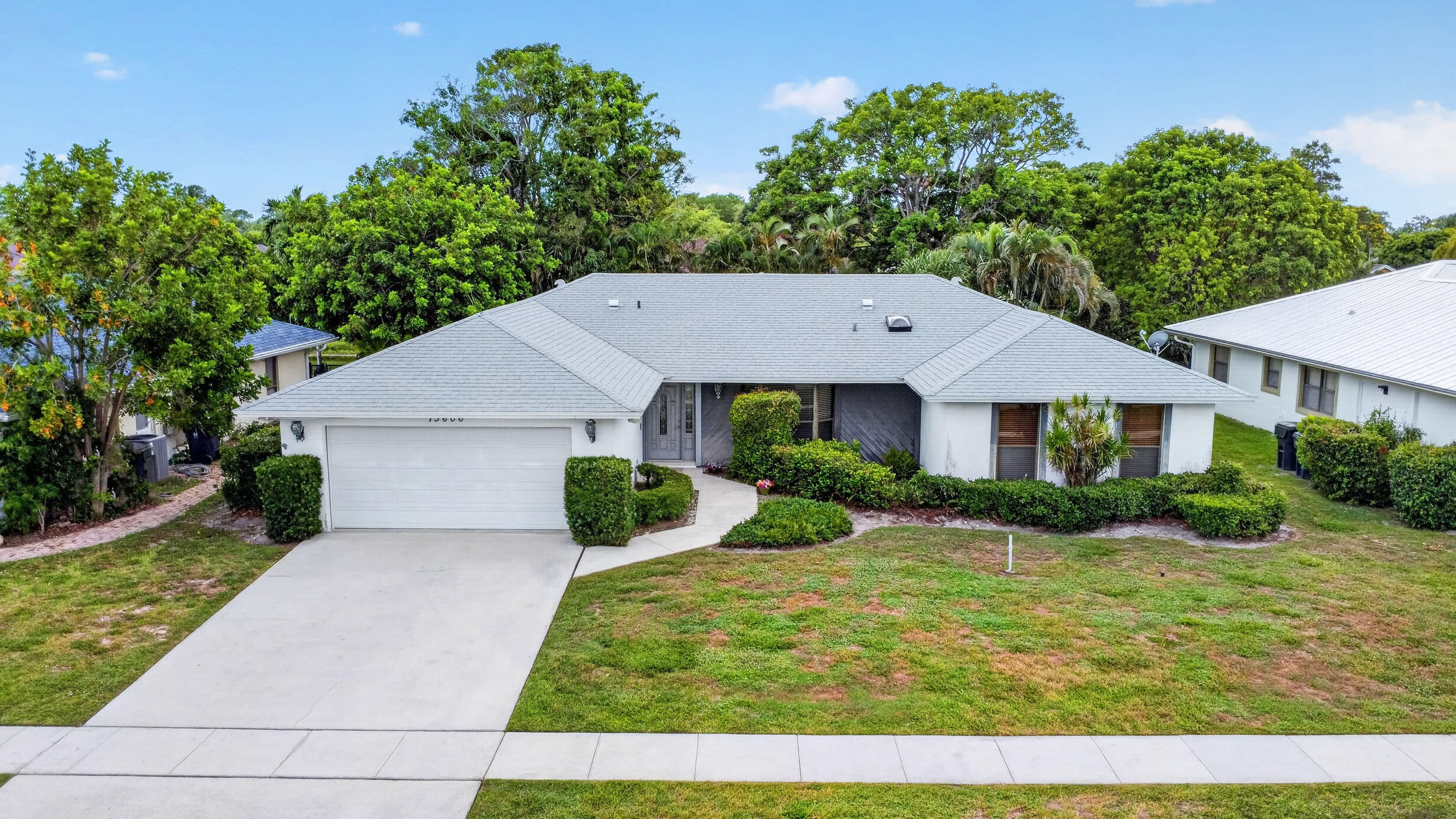 SUGAR POND MANOR OF WELLINGTON - Residential