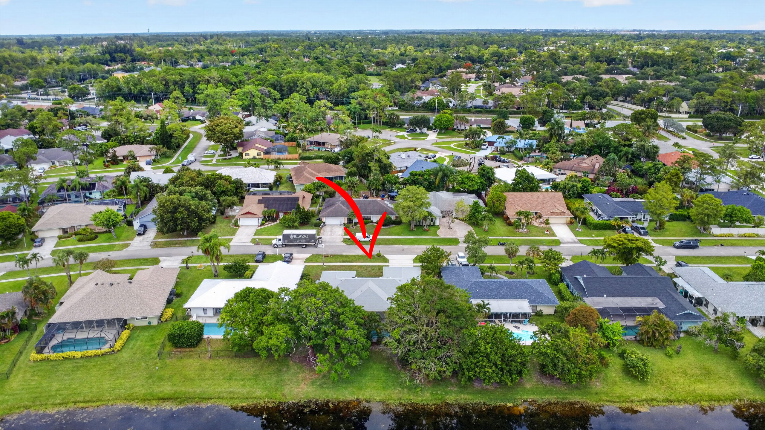 SUGAR POND MANOR OF WELLINGTON - Residential
