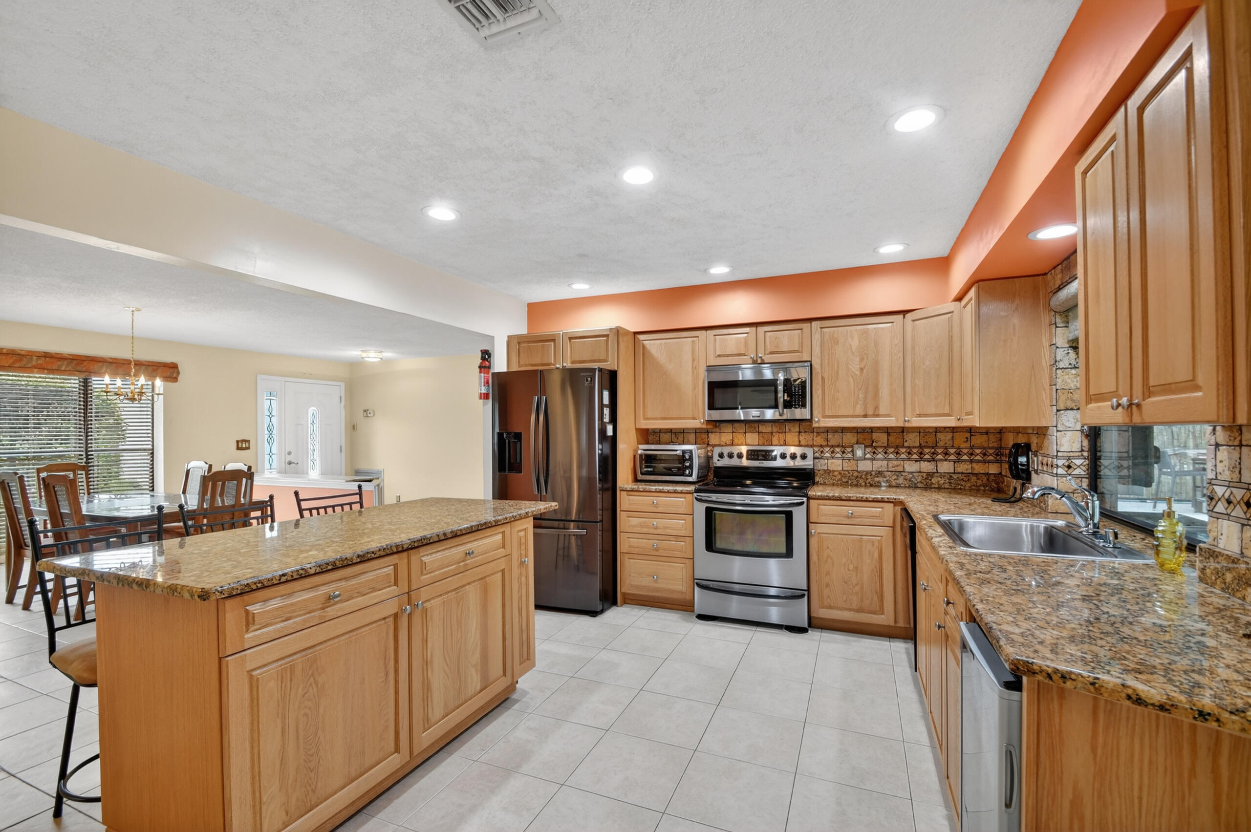 SUGAR POND MANOR OF WELLINGTON - Residential