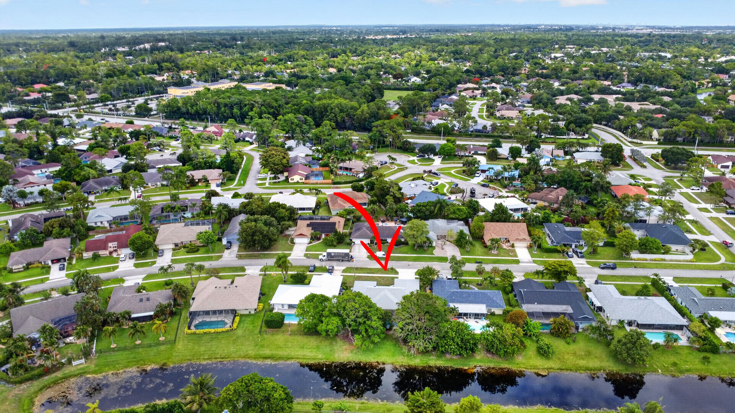 SUGAR POND MANOR OF WELLINGTON - Residential