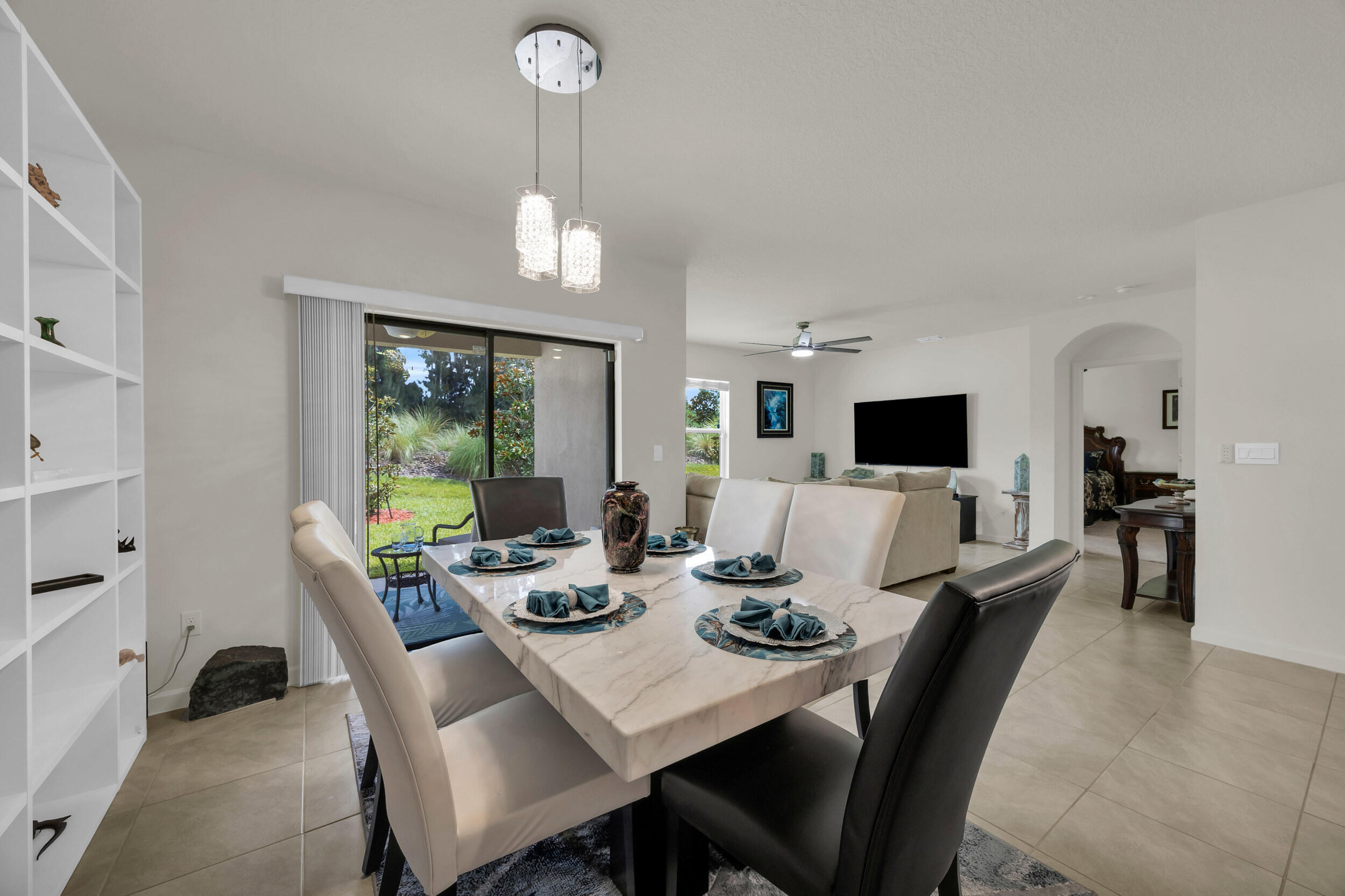CELEBRATION POINTE - Residential