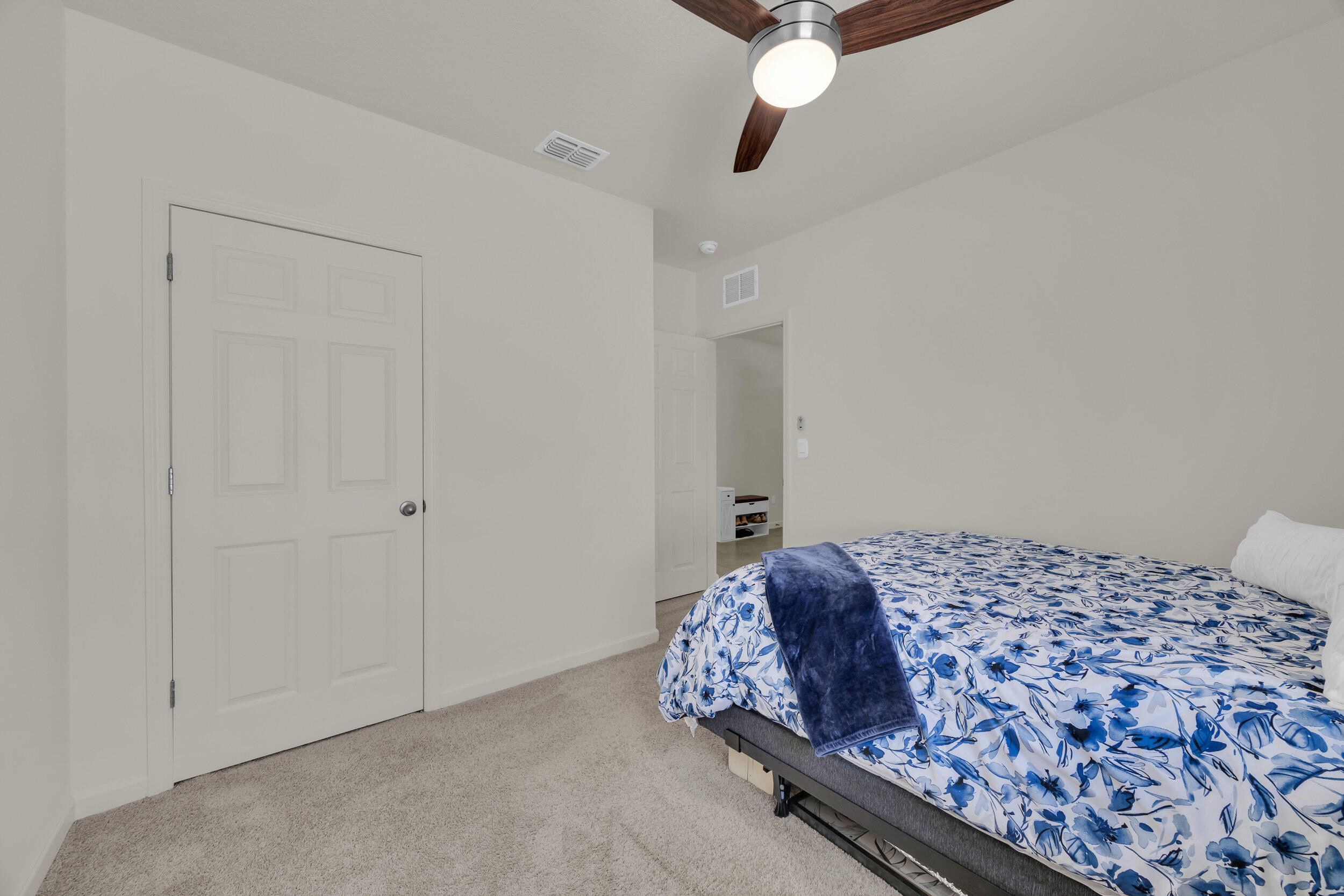 CELEBRATION POINTE - Residential