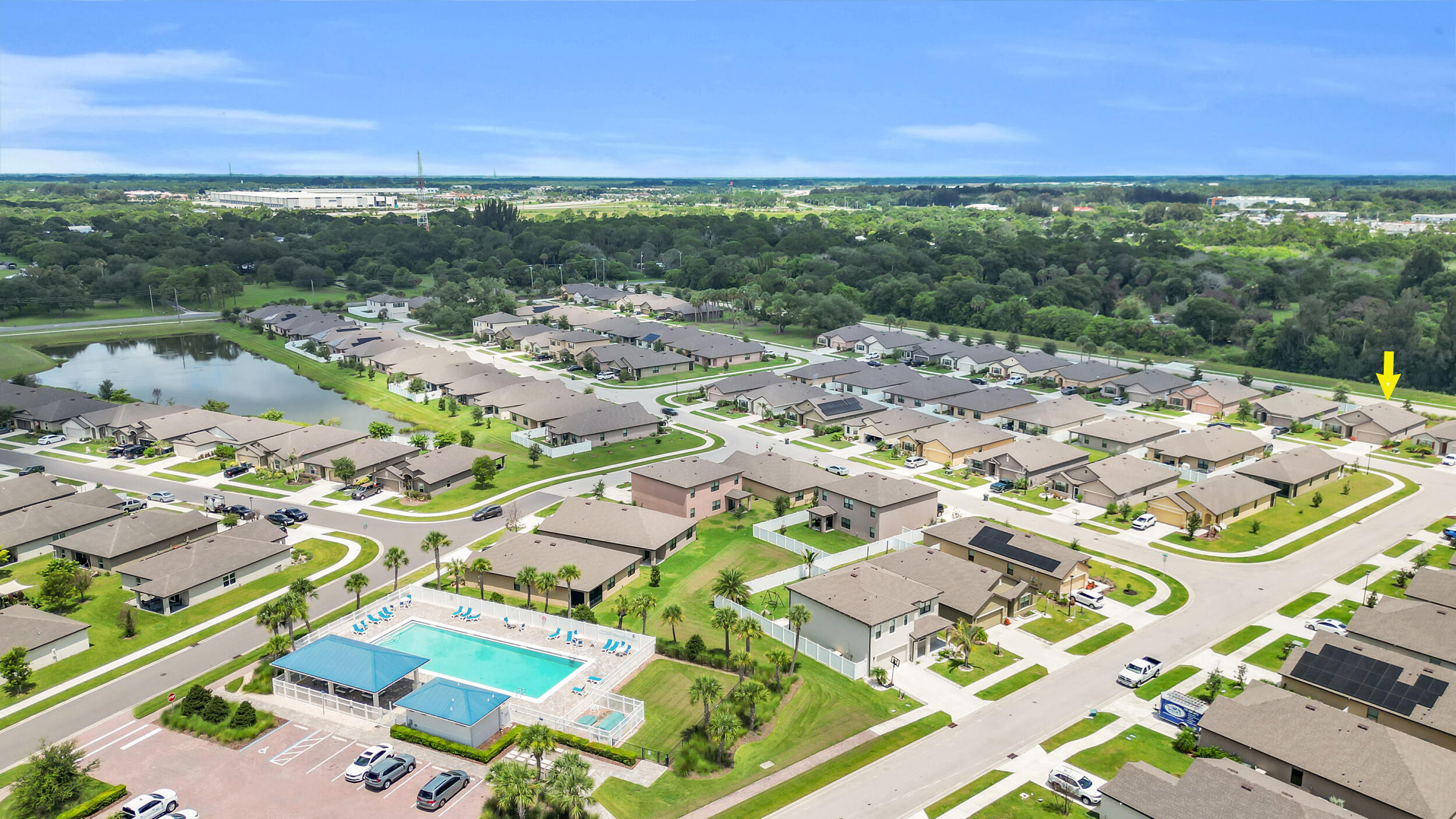 CELEBRATION POINTE - Residential