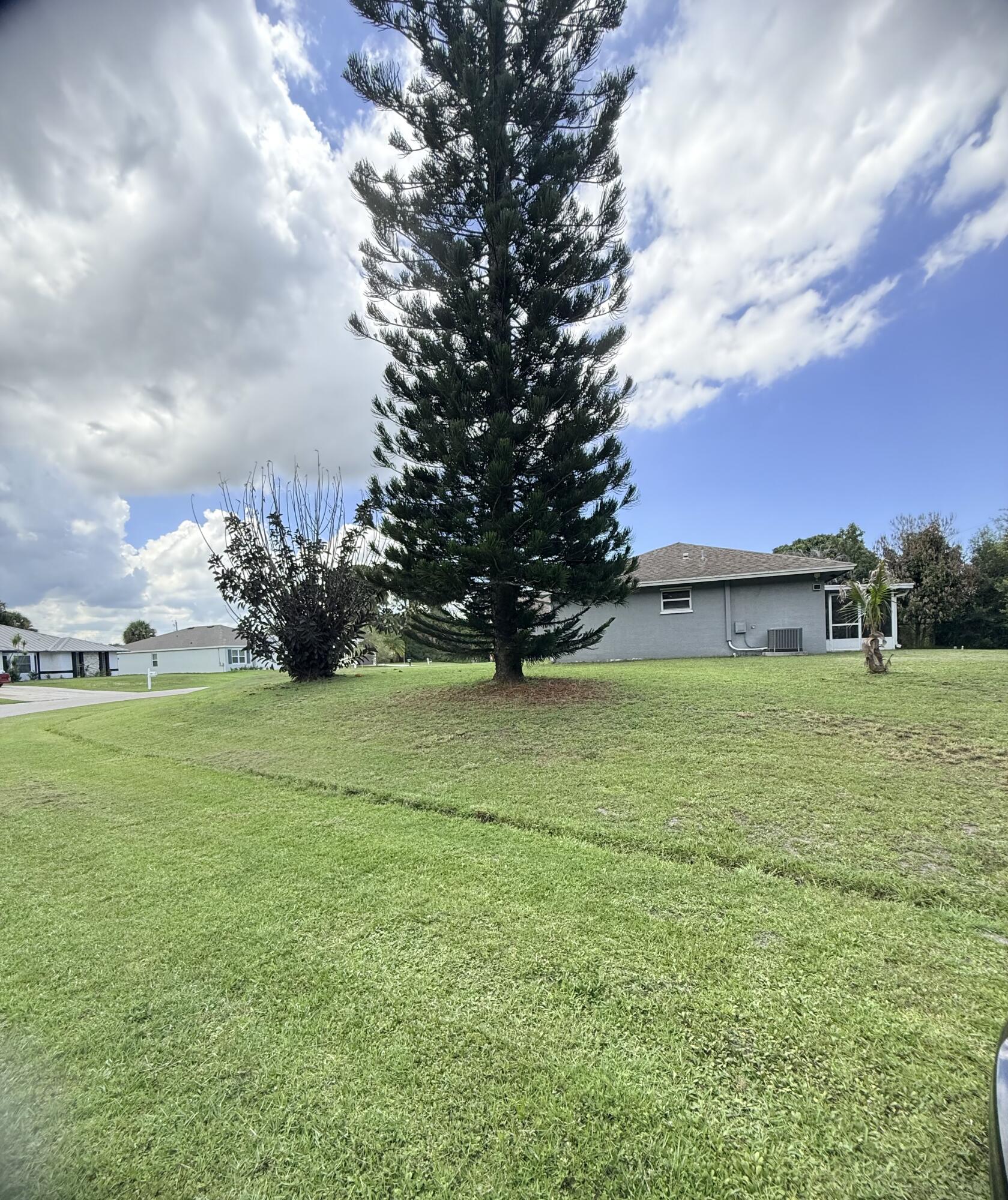 PORT ST LUCIE SECTION 12 - Residential