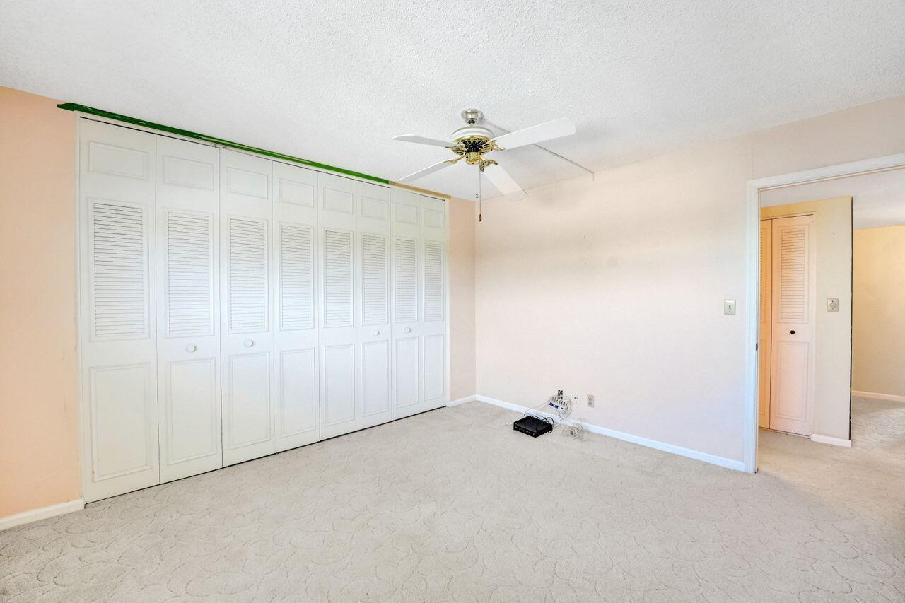 LAKE HARBOUR TOWERS CONDO - Residential