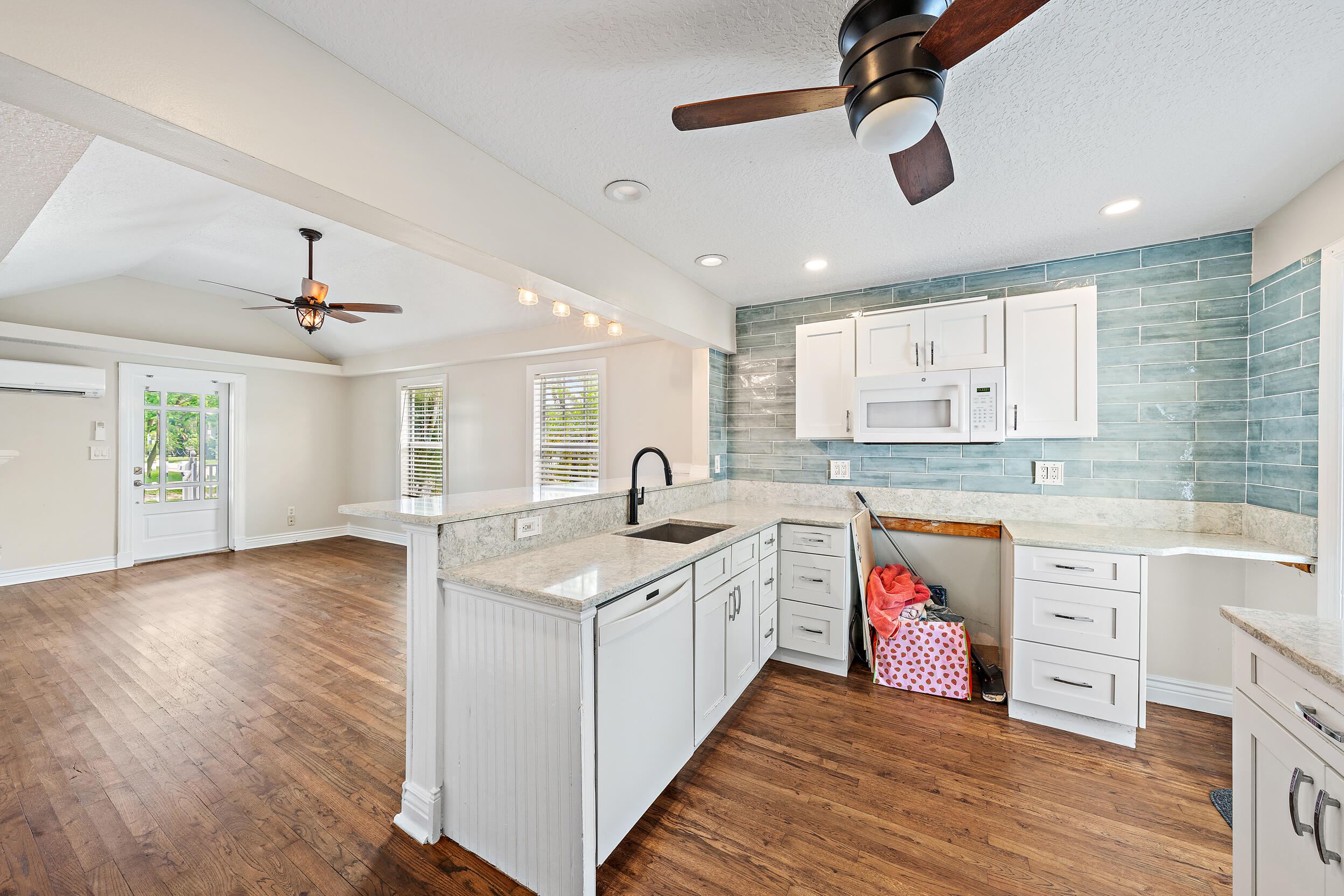 Lakeview Park At Riviera - Residential Lease
