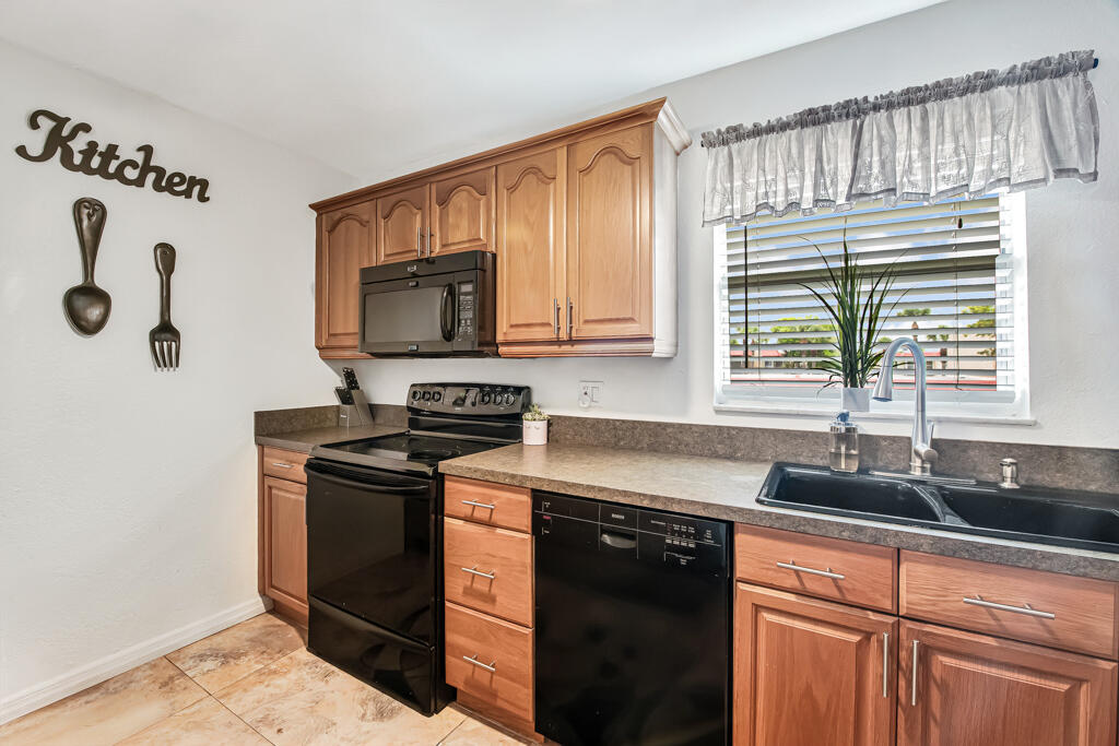 GOLDEN LAKES VILLAGE CONDO 1 THRU 13-A - Residential