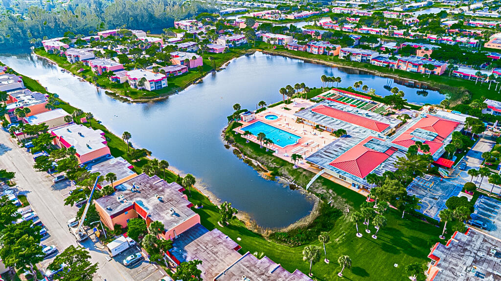 GOLDEN LAKES VILLAGE CONDO 1 THRU 13-A - Residential