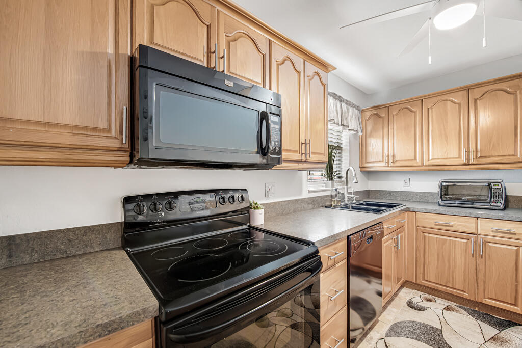 GOLDEN LAKES VILLAGE CONDO 1 THRU 13-A - Residential