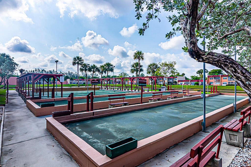 GOLDEN LAKES VILLAGE CONDO 1 THRU 13-A - Residential