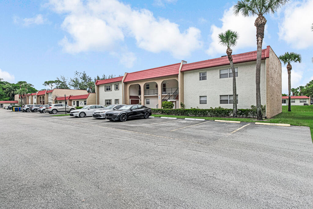 GOLDEN LAKES VILLAGE CONDO 1 THRU 13-A - Residential
