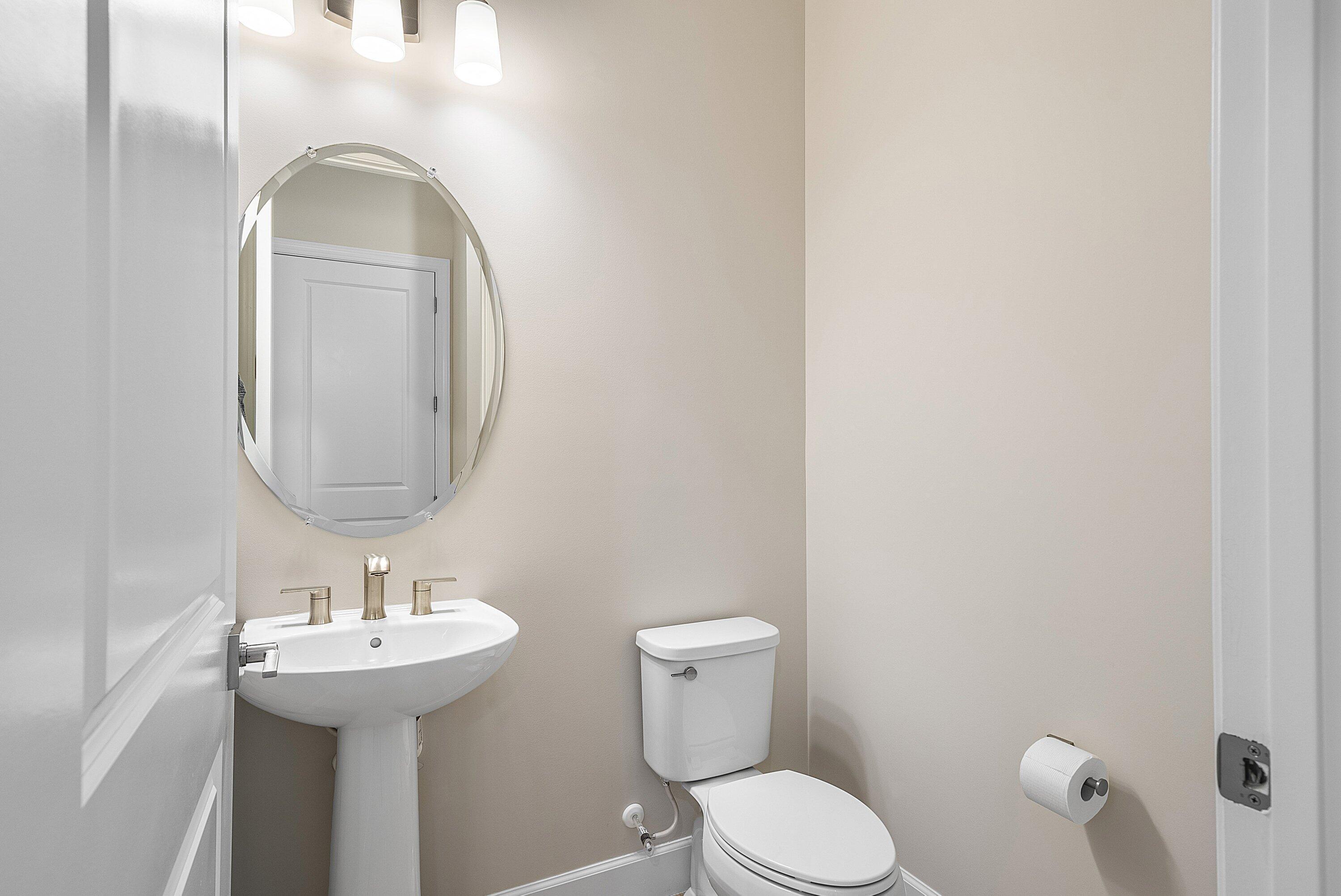 ENCLAVE AT SHERWOOD - Residential Lease