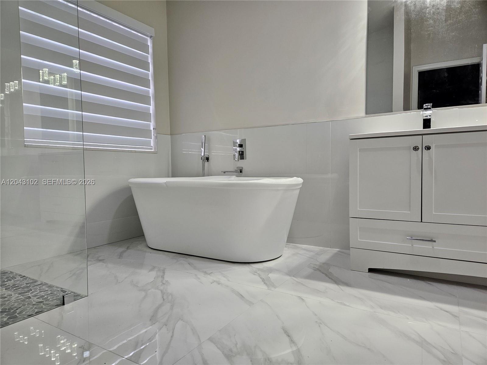 PEMBROKE FALLS PHASE 2 - Residential Lease