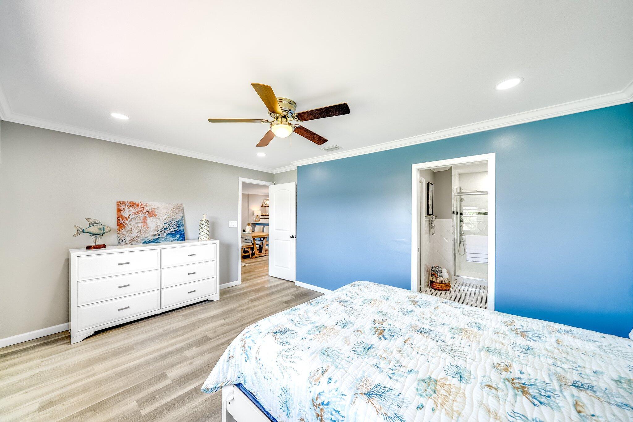 GOLDEN LAKES VILLAGE CONDO 1 THRU 13-A - Residential