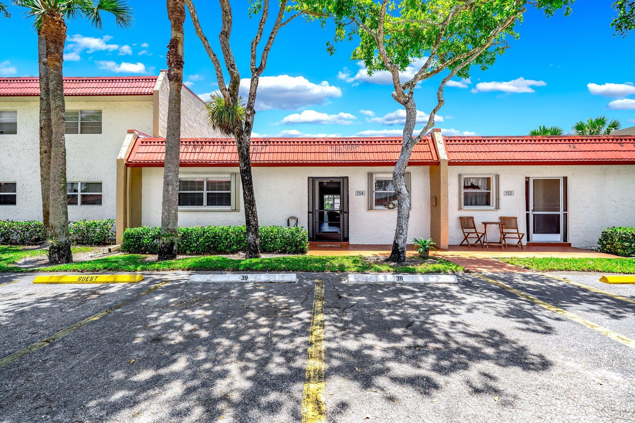 GOLDEN LAKES VILLAGE CONDO 1 THRU 13-A - Residential
